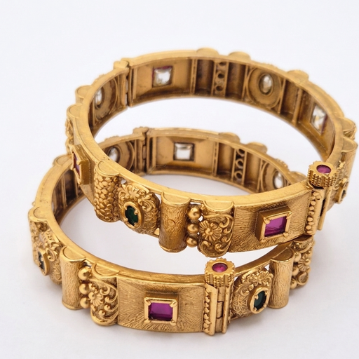 Antique bangle