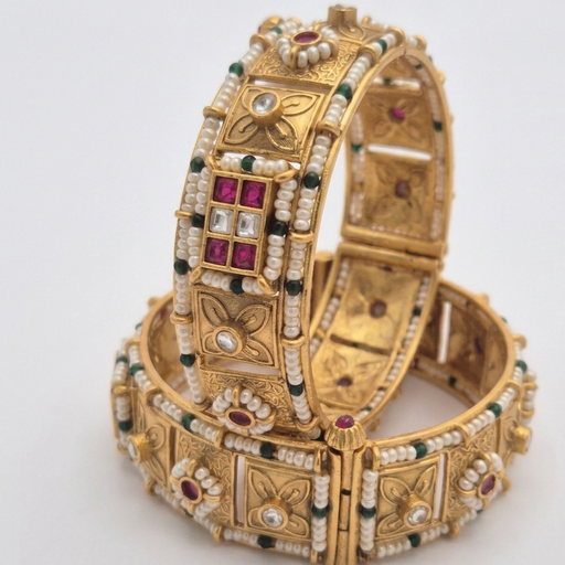 Antique bangle