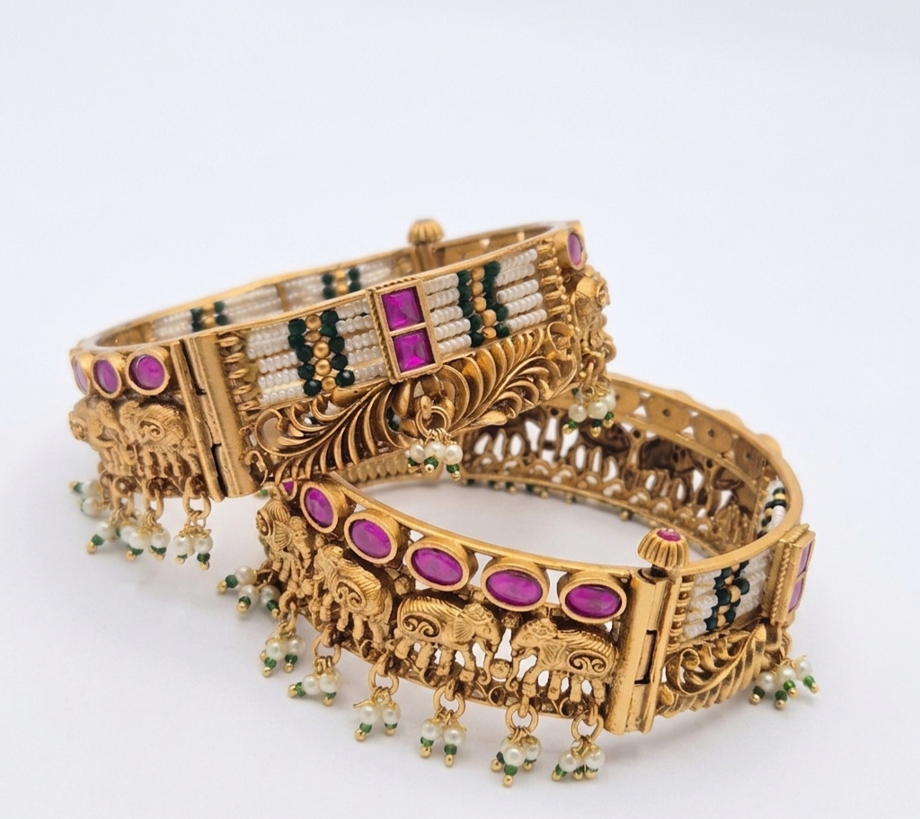Antique bangle