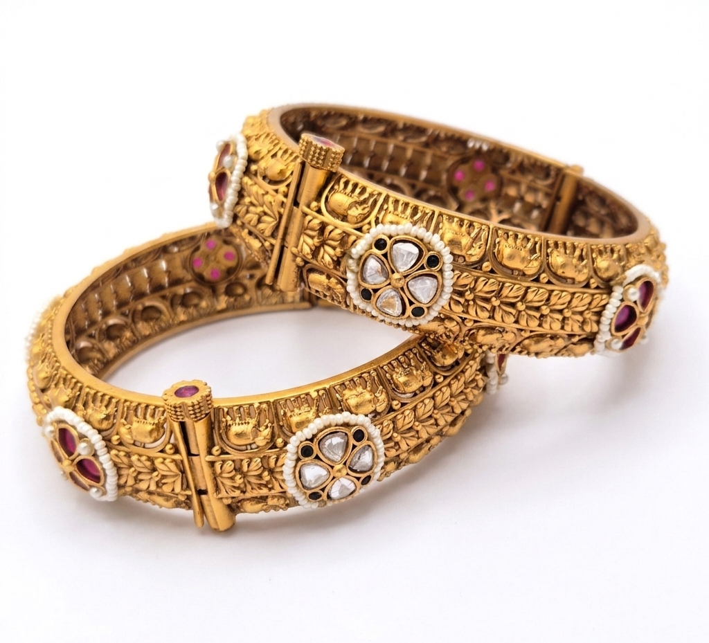 Antique bangle