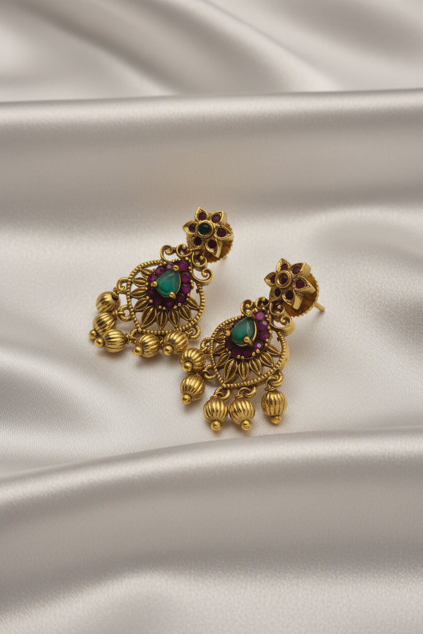 Antique Gold-Plated Temple Necklace Set with Earrings