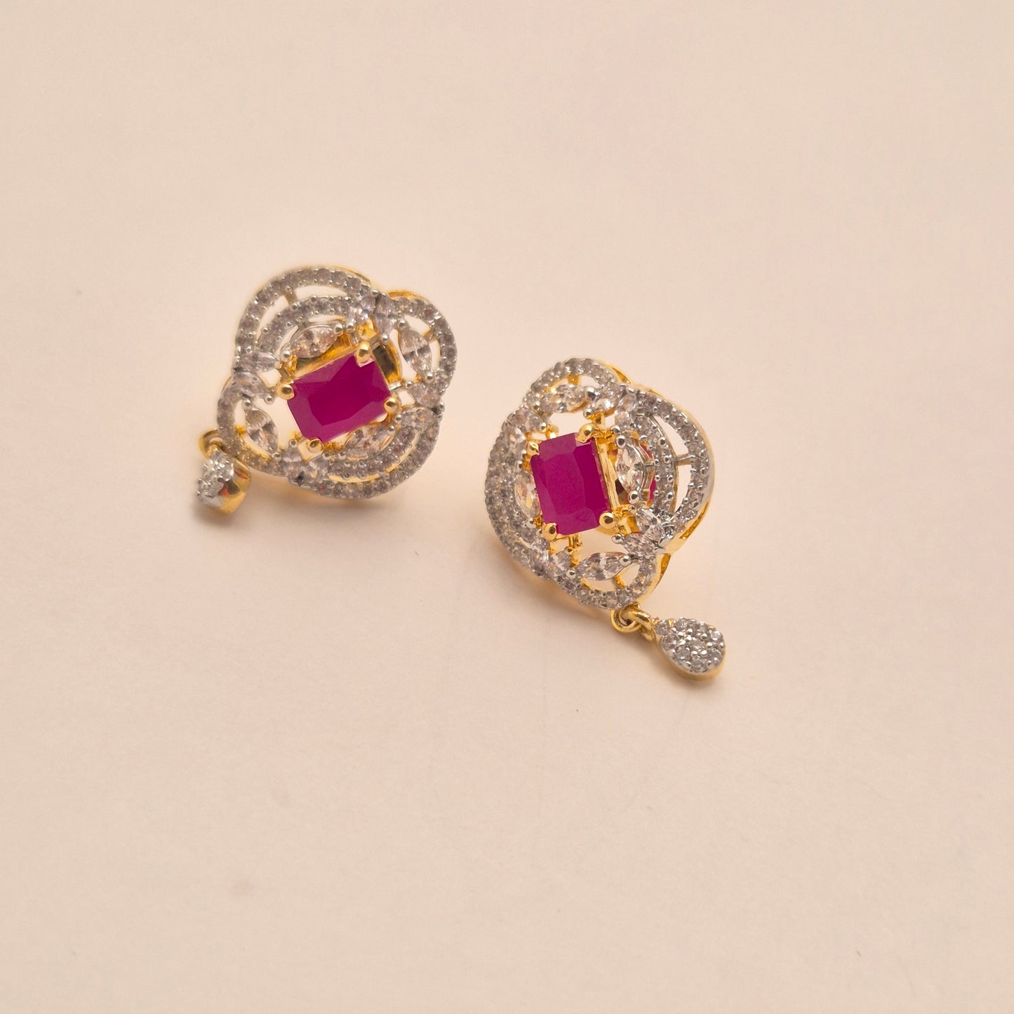 EARRING