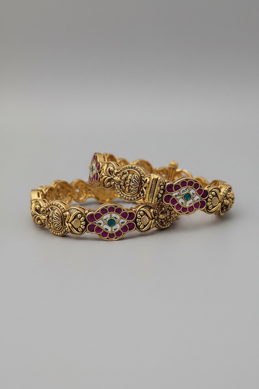 Antique bangle