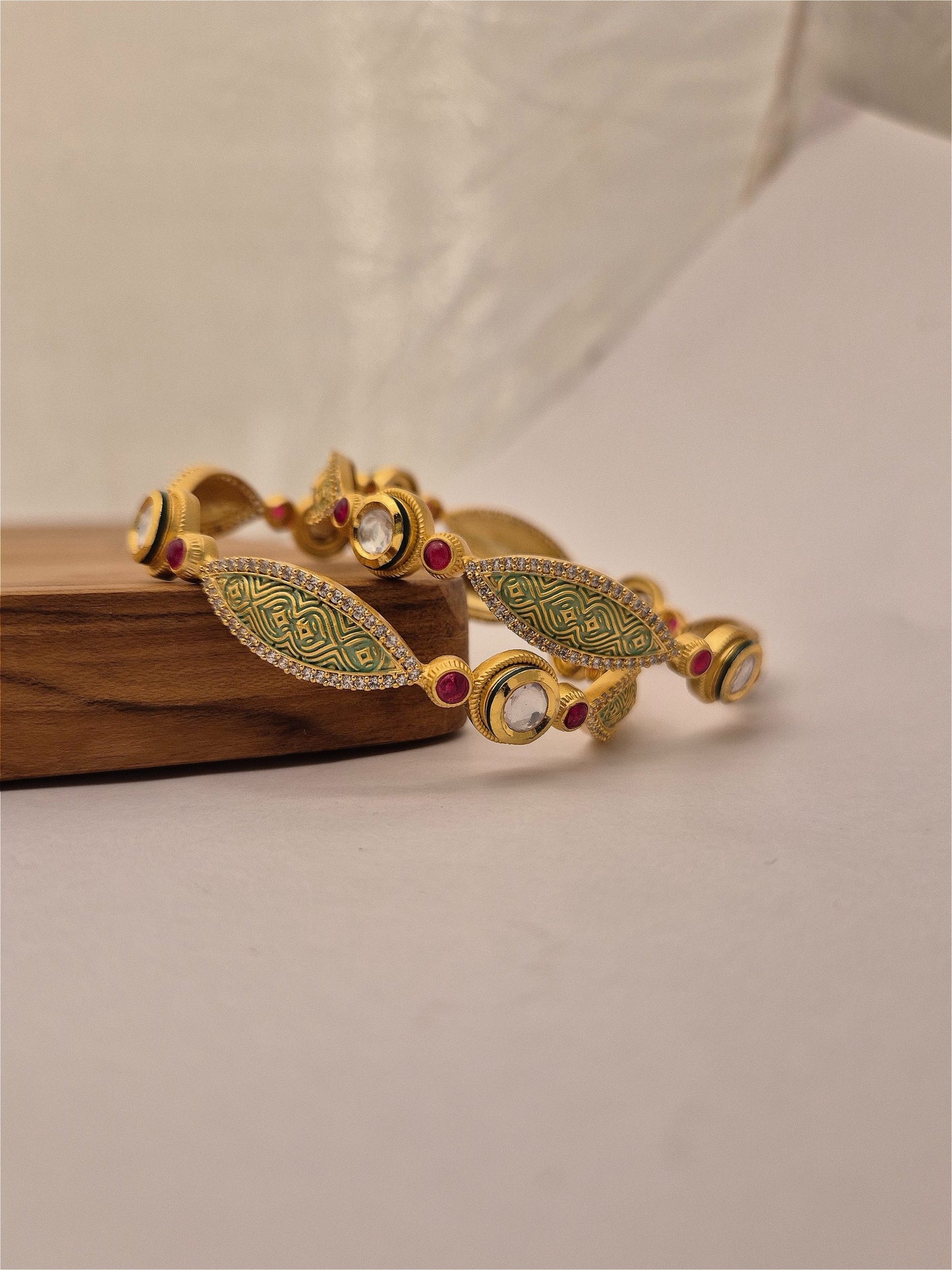 Kundan Bangles