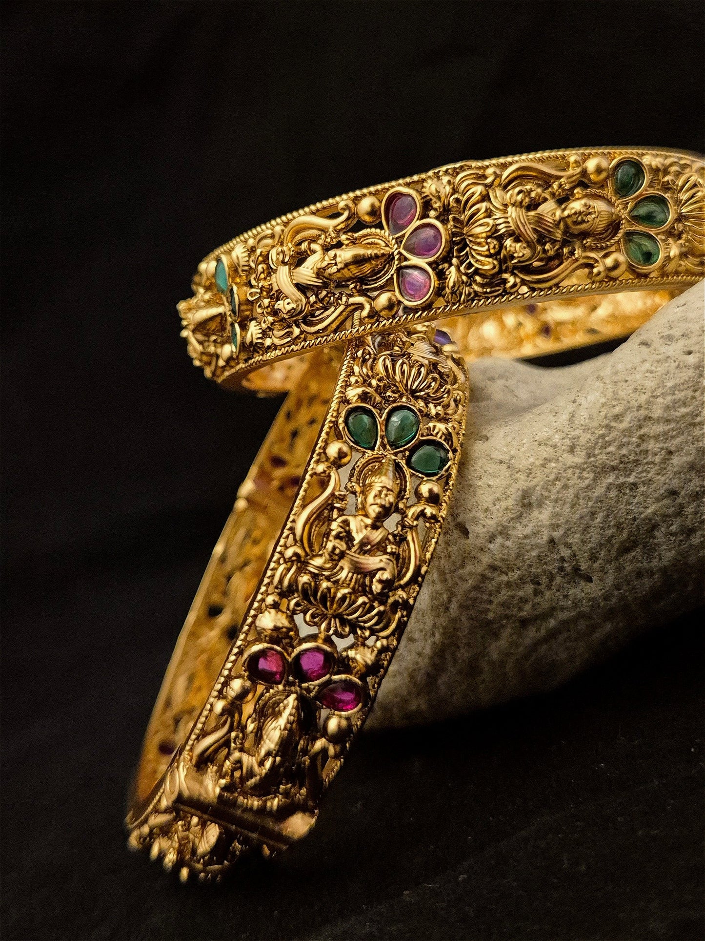 Antique bangle