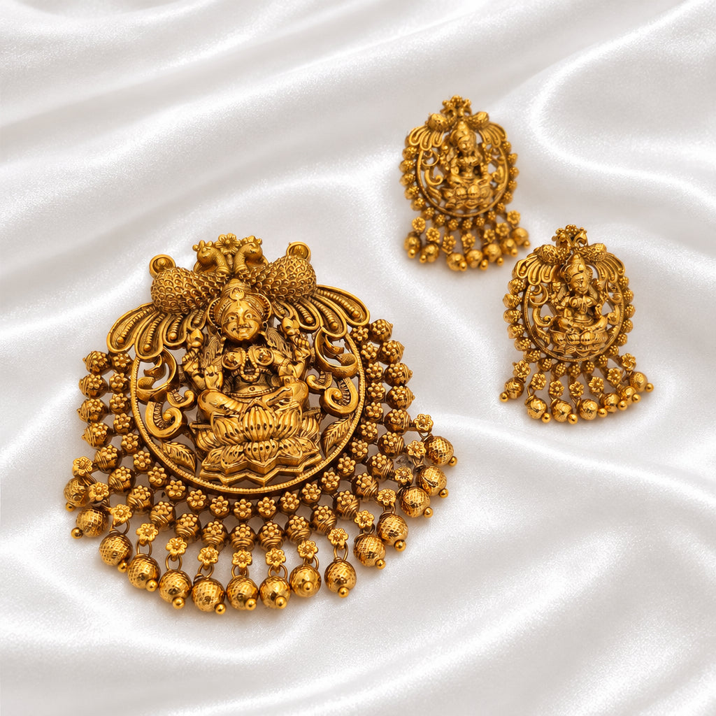 Antique pendant