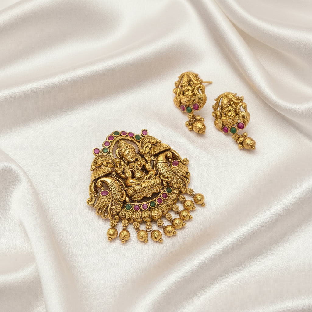 Antique pendant