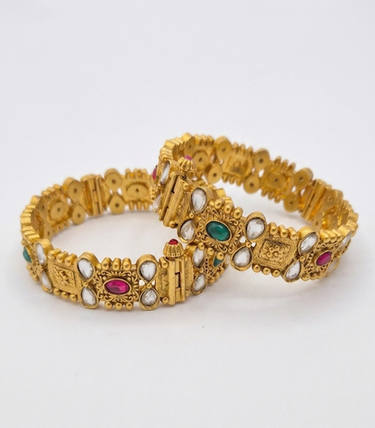 Antique bangle