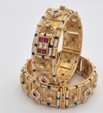 Antique bangle