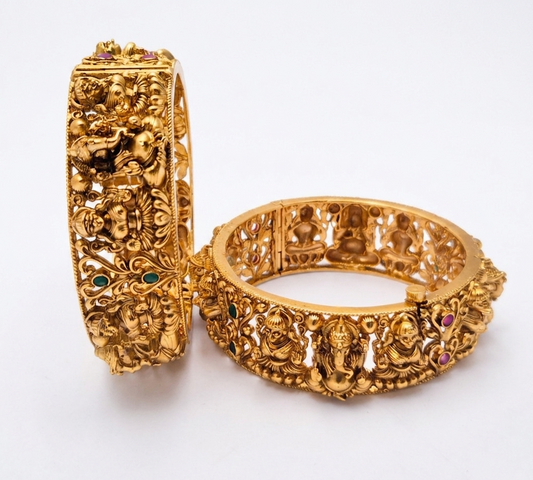 Antique bangle