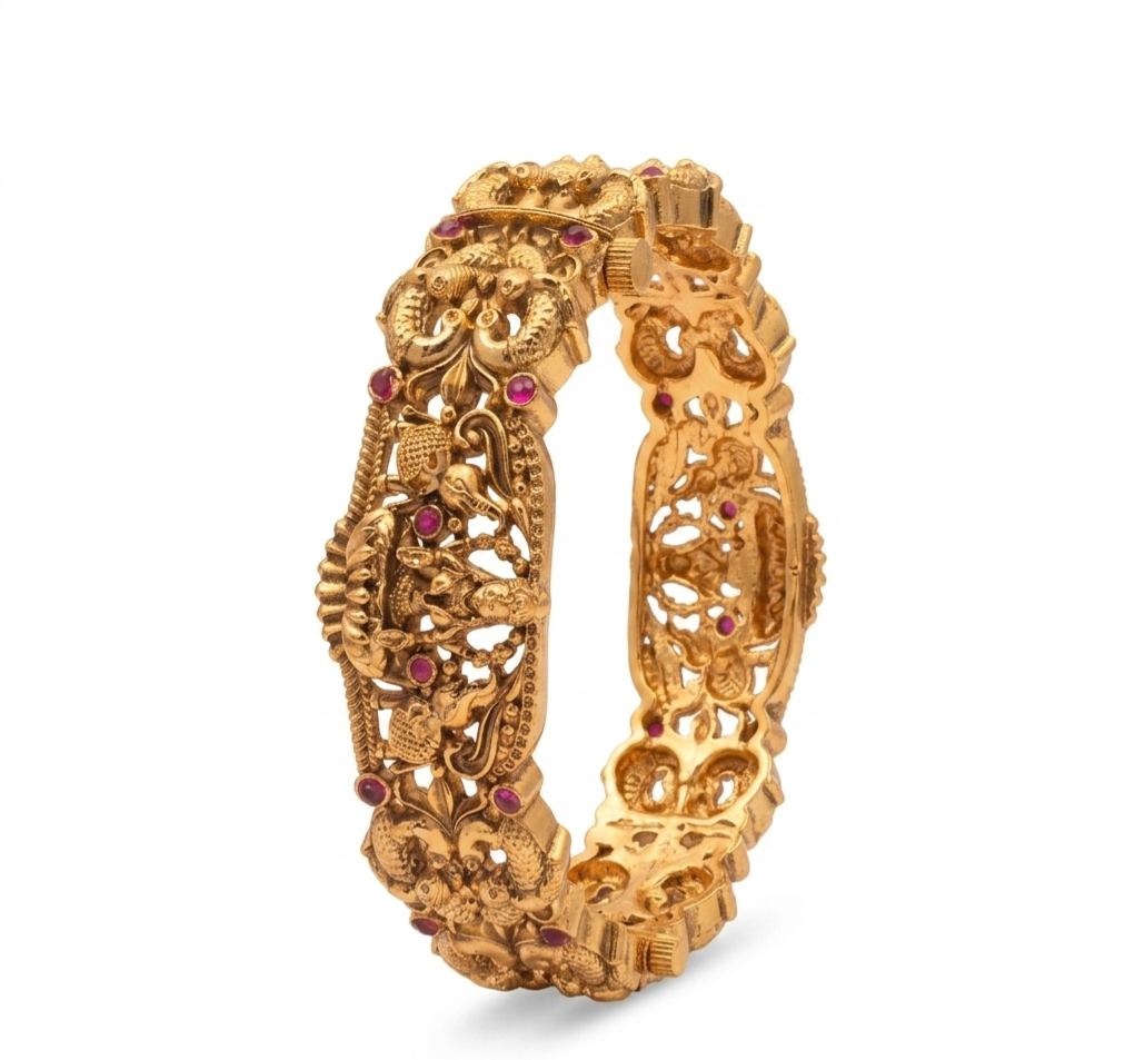 Antique bangle