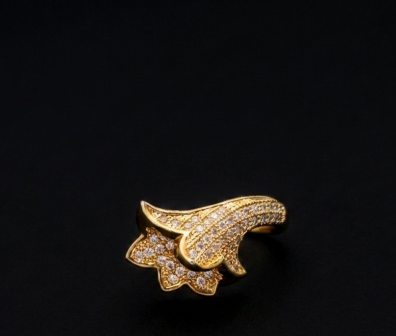 Zircon Earring
