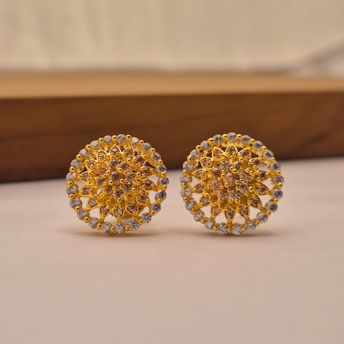 EARRING