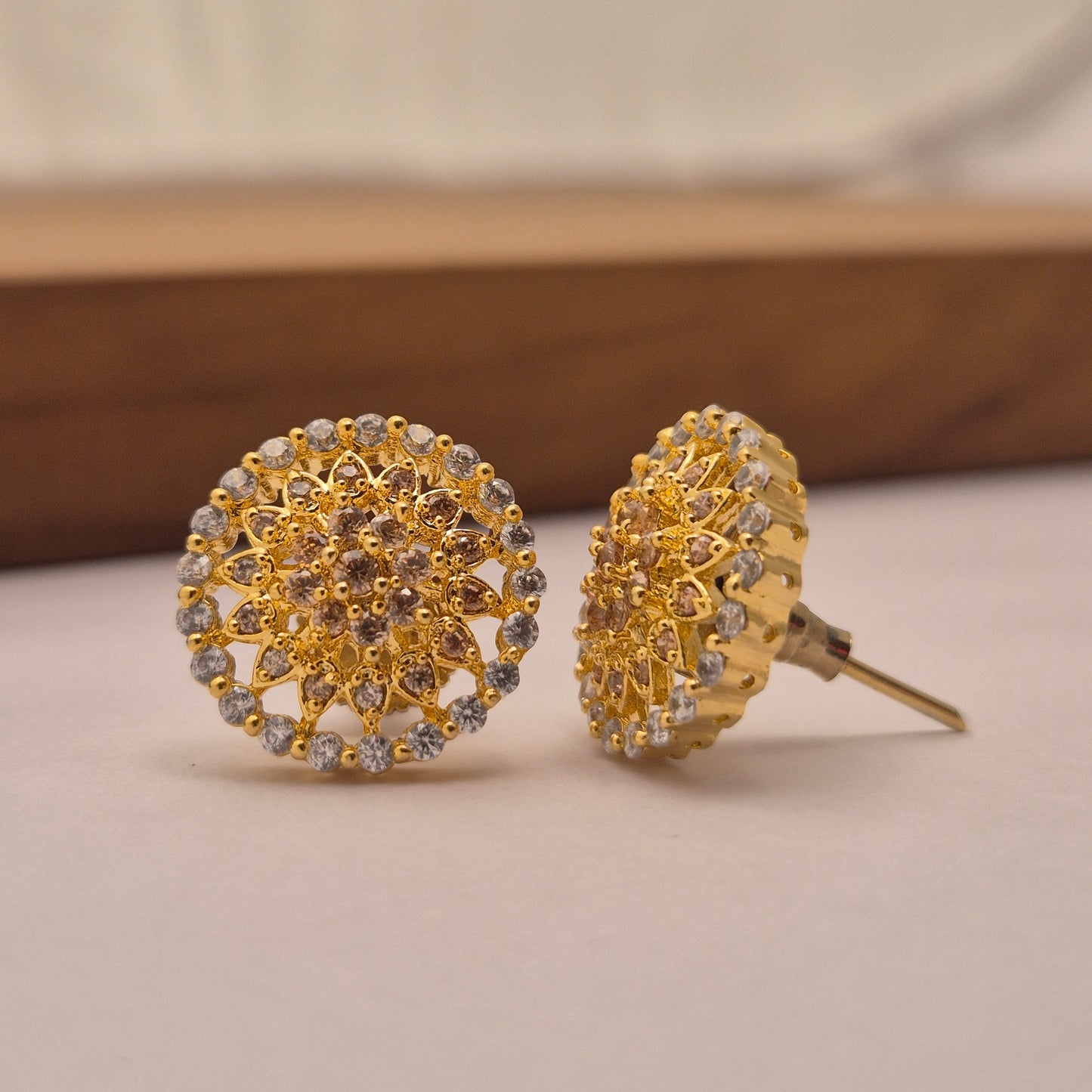 EARRING