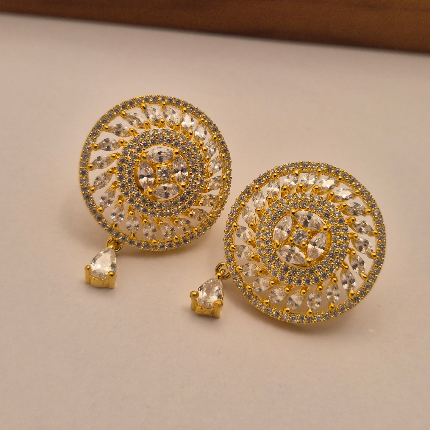EARRING