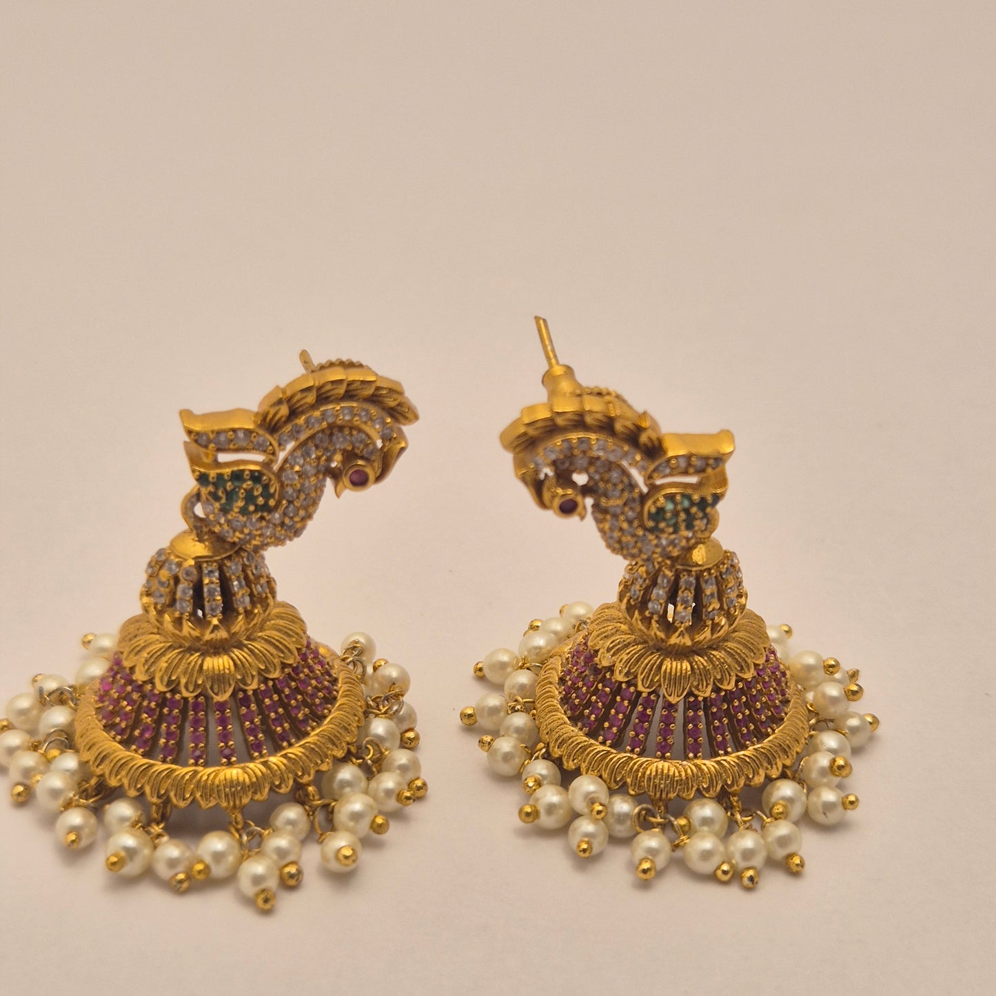 Jhumukas