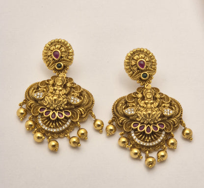 Antique Earring