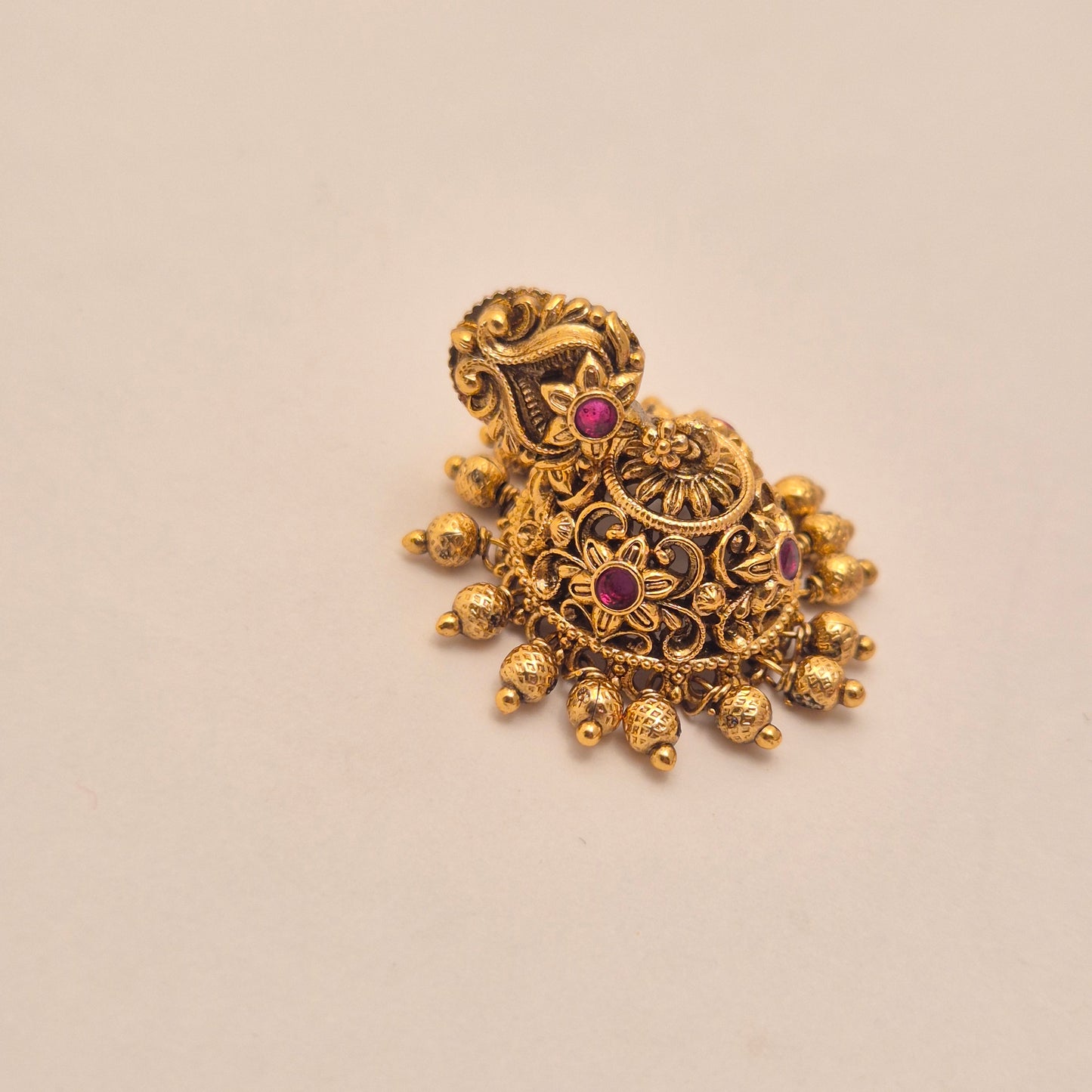 EARRING