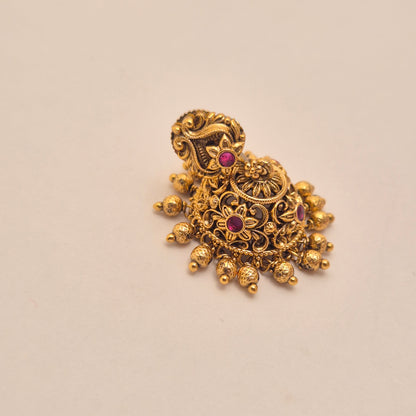 EARRING