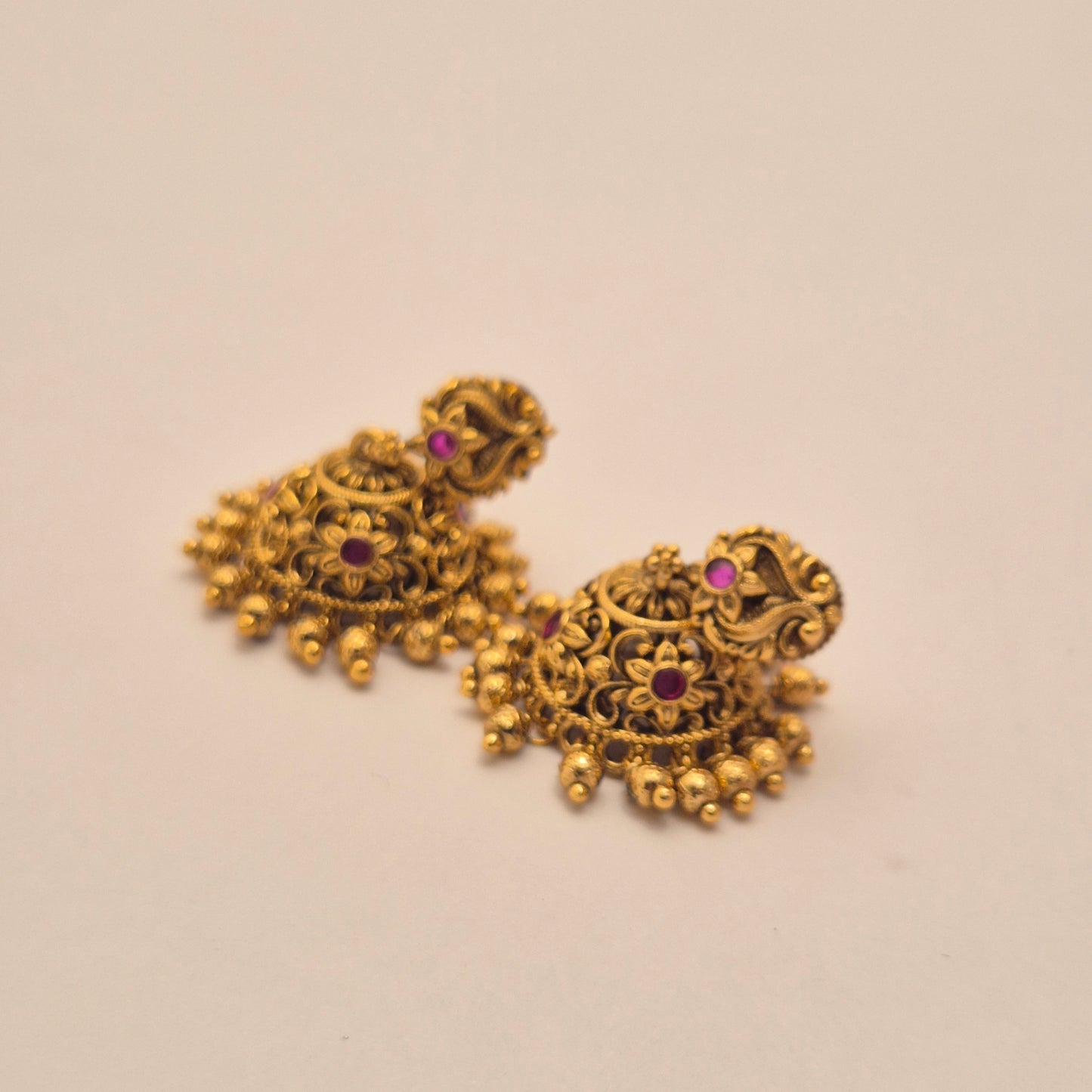 EARRING