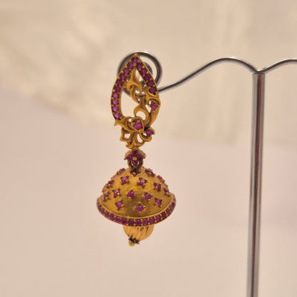 EARRING