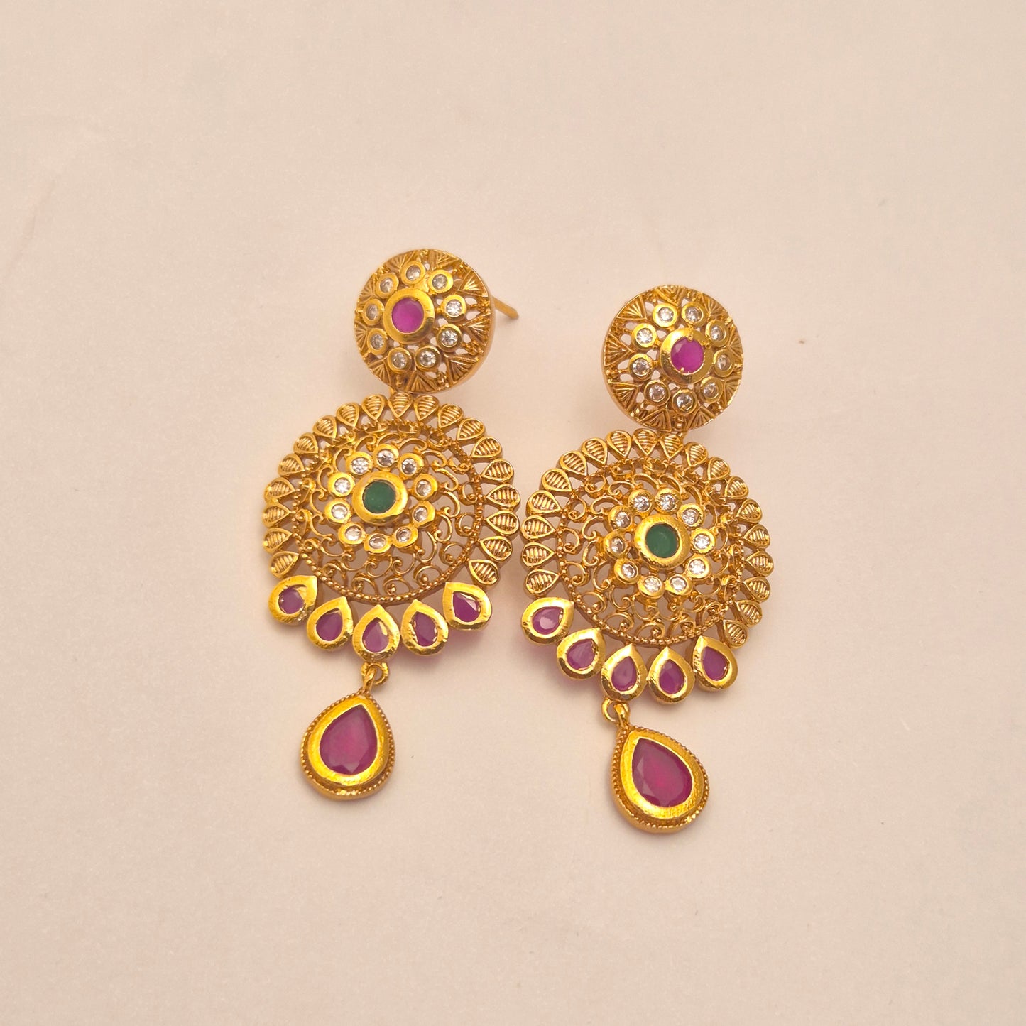 EARRING