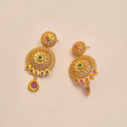 EARRING