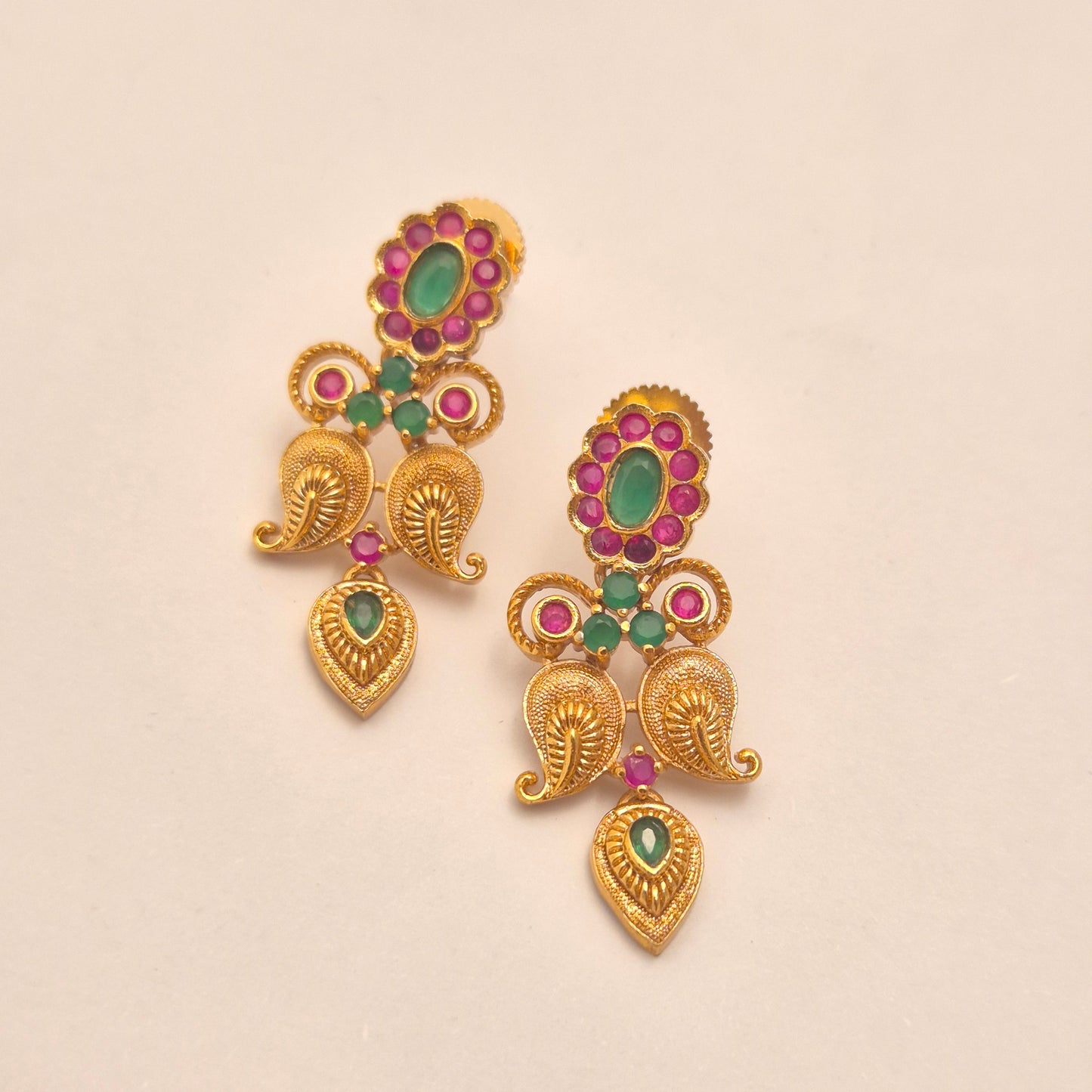 EARRING