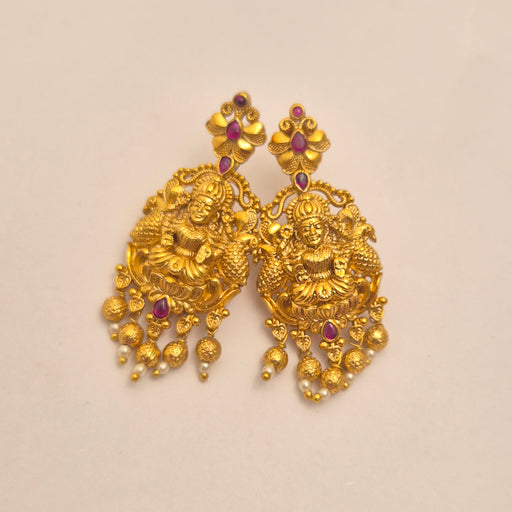 Antique Earring