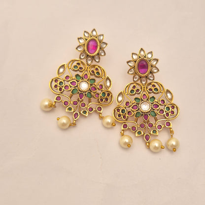 EARRING