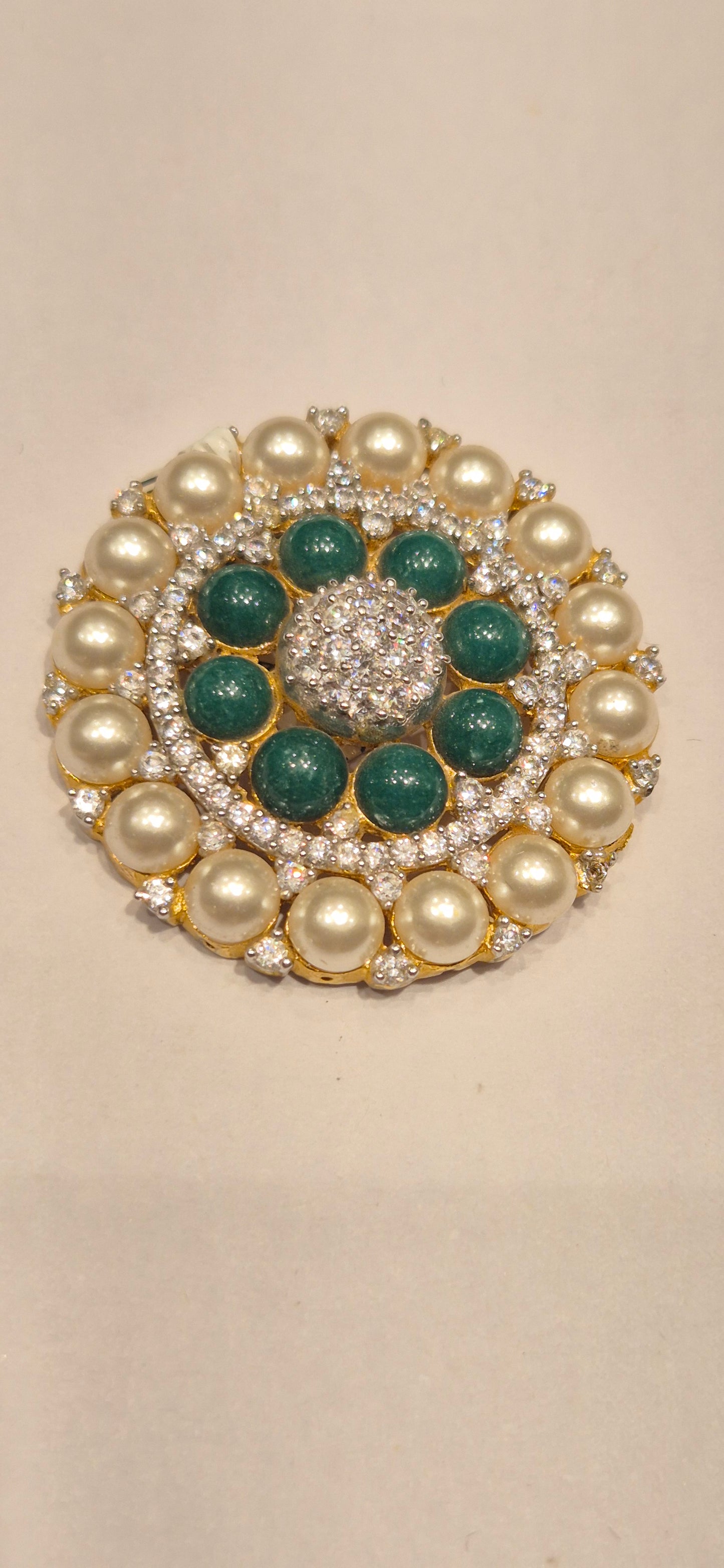 Pendant set