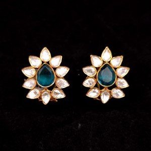 Kundan Jhumukas