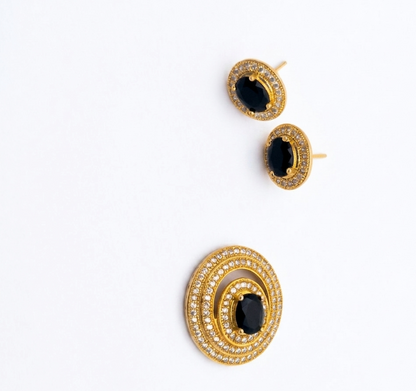 Pendant set