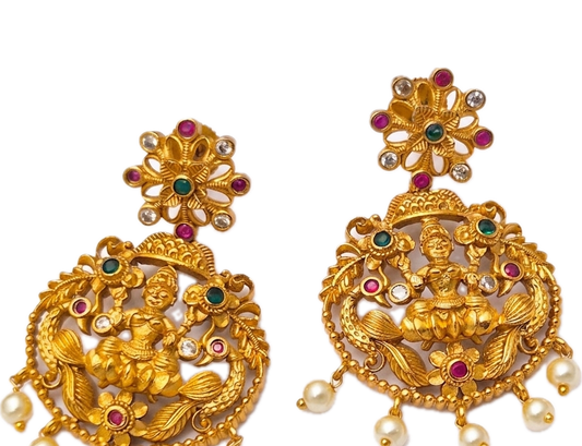 Antique Earring