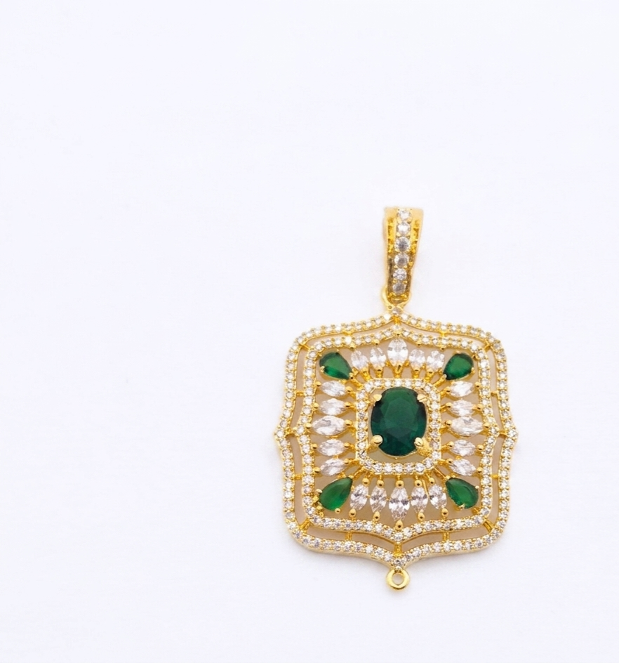 Pendant set