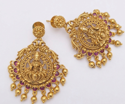 Antique Earring