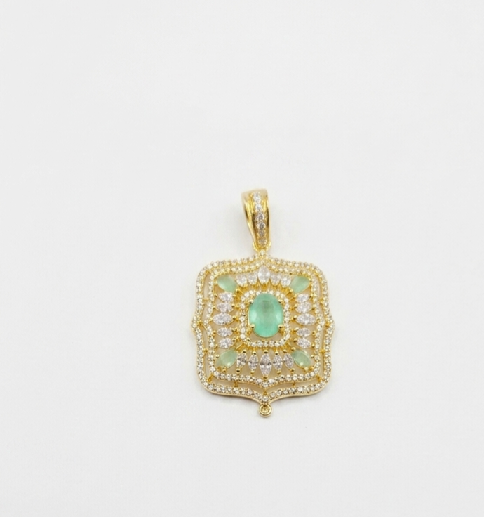 Pendant set