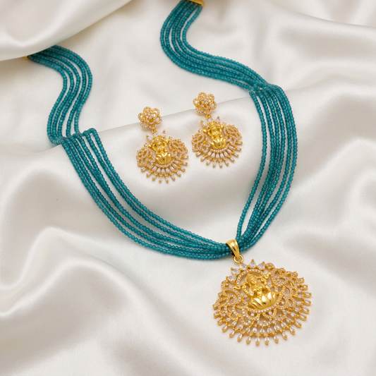 Beaded Pendant Necklace Set