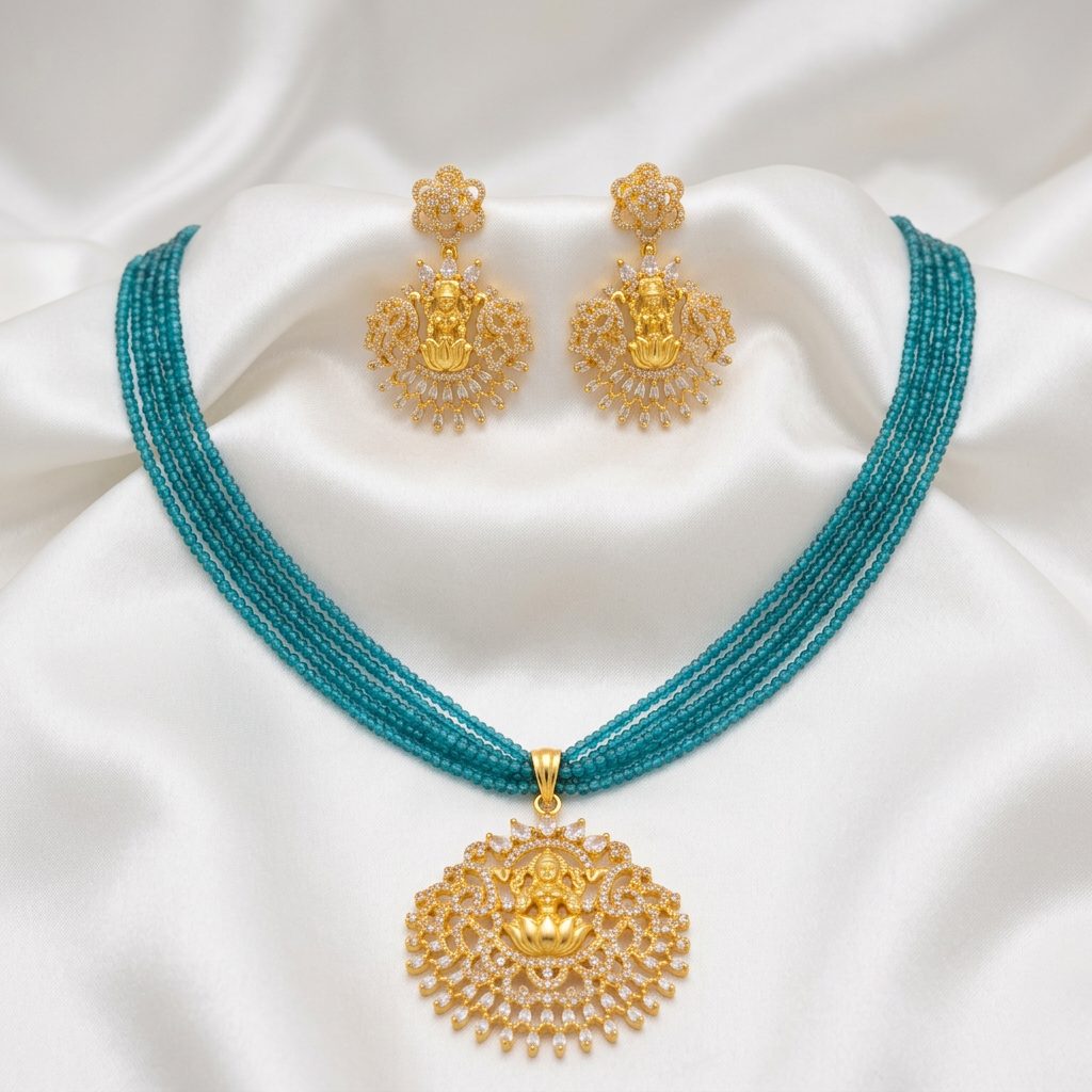 Beaded Pendant Necklace Set