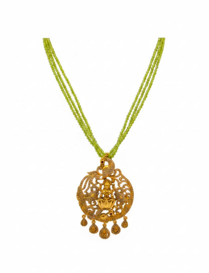 Beaded Pendant Necklace Set