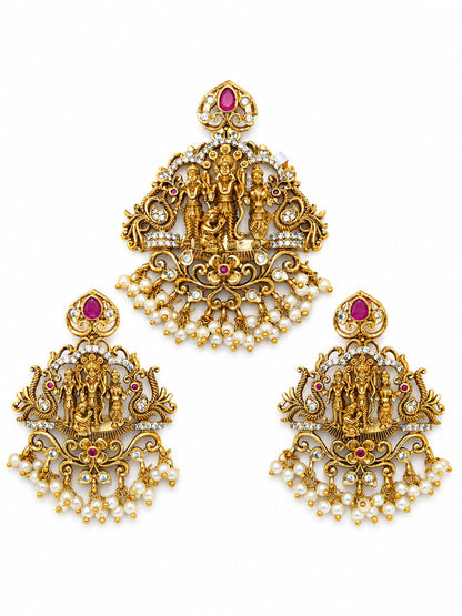 Traditional Lakshmi Temple Jewelry Set with Multicolor Beads & Pearl Drops