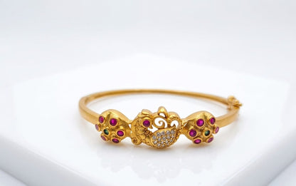 Elegant Peacock Design Antique Bracelet