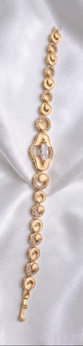 Elegant Gold-Tone CZ Stone Bracelet with Floral Centrepiece