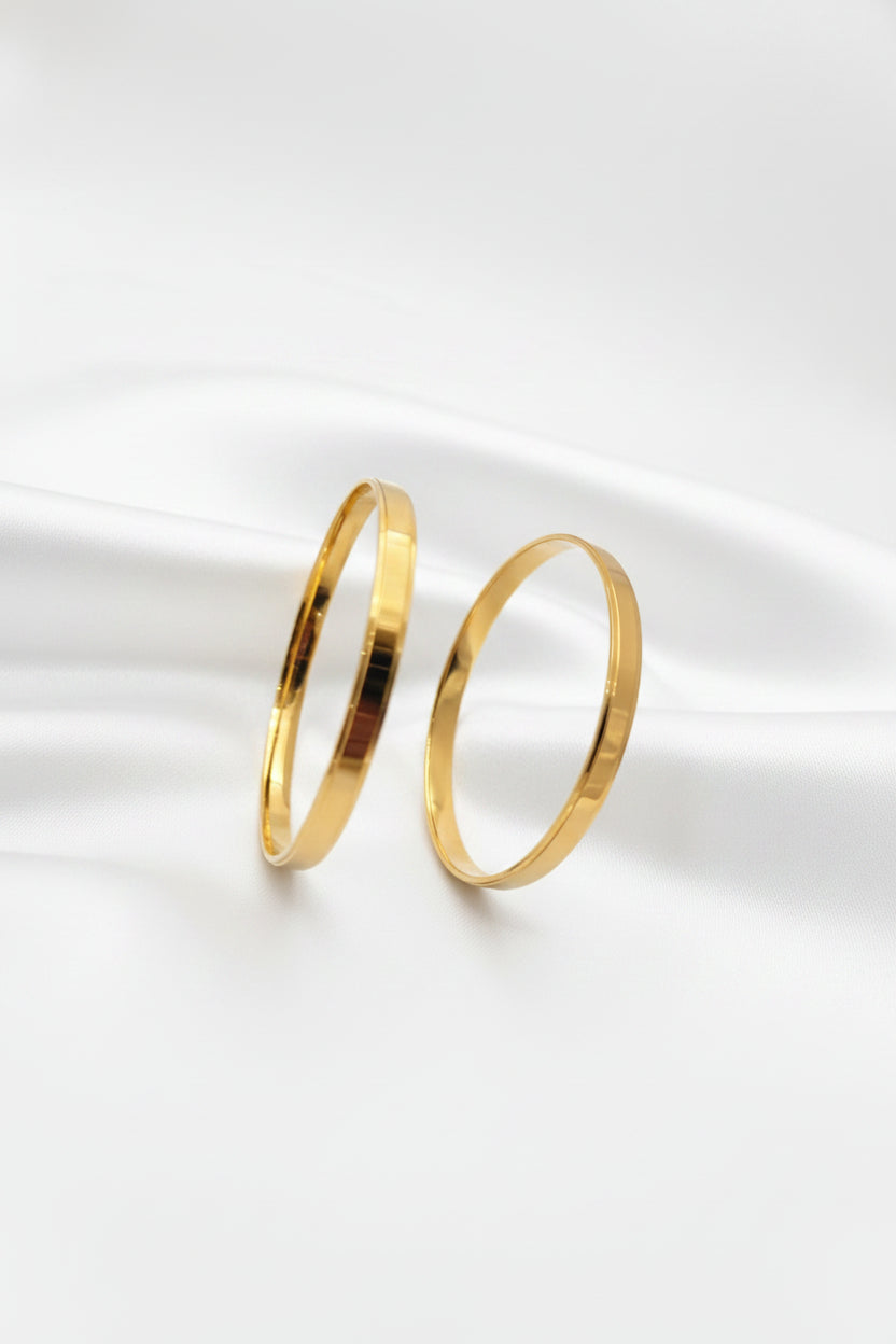 Elegant Gold-Tone Minimalist Bangles
