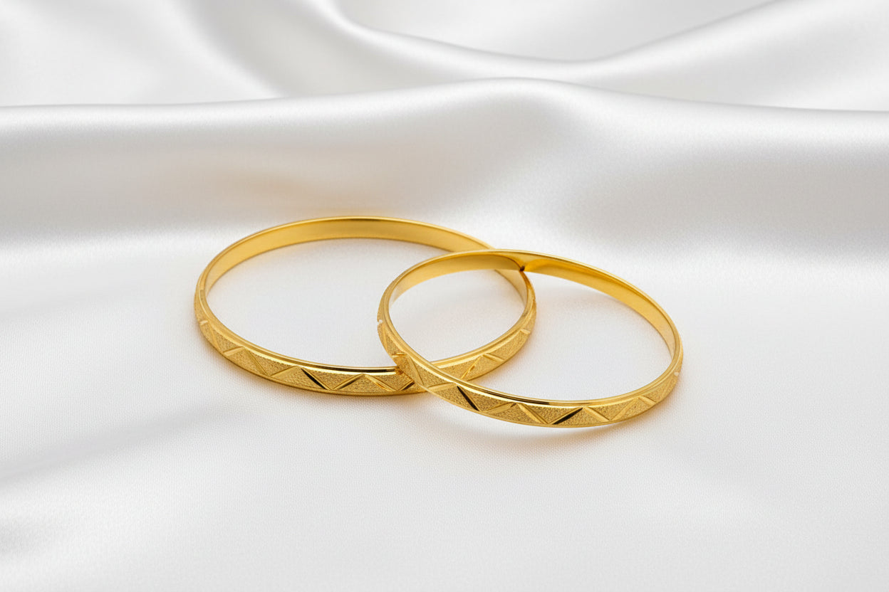 Elegant Gold-Tone Geometric Bangle Bracelet