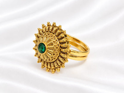 Antique Gold Circular Statement Ring with Emerald Green Stone Center💍