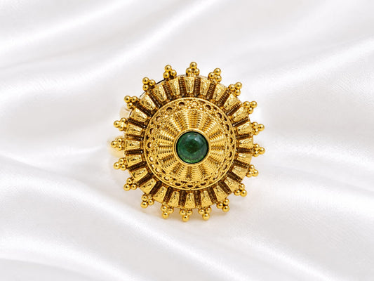 Antique Gold Circular Statement Ring with Emerald Green Stone Center💍