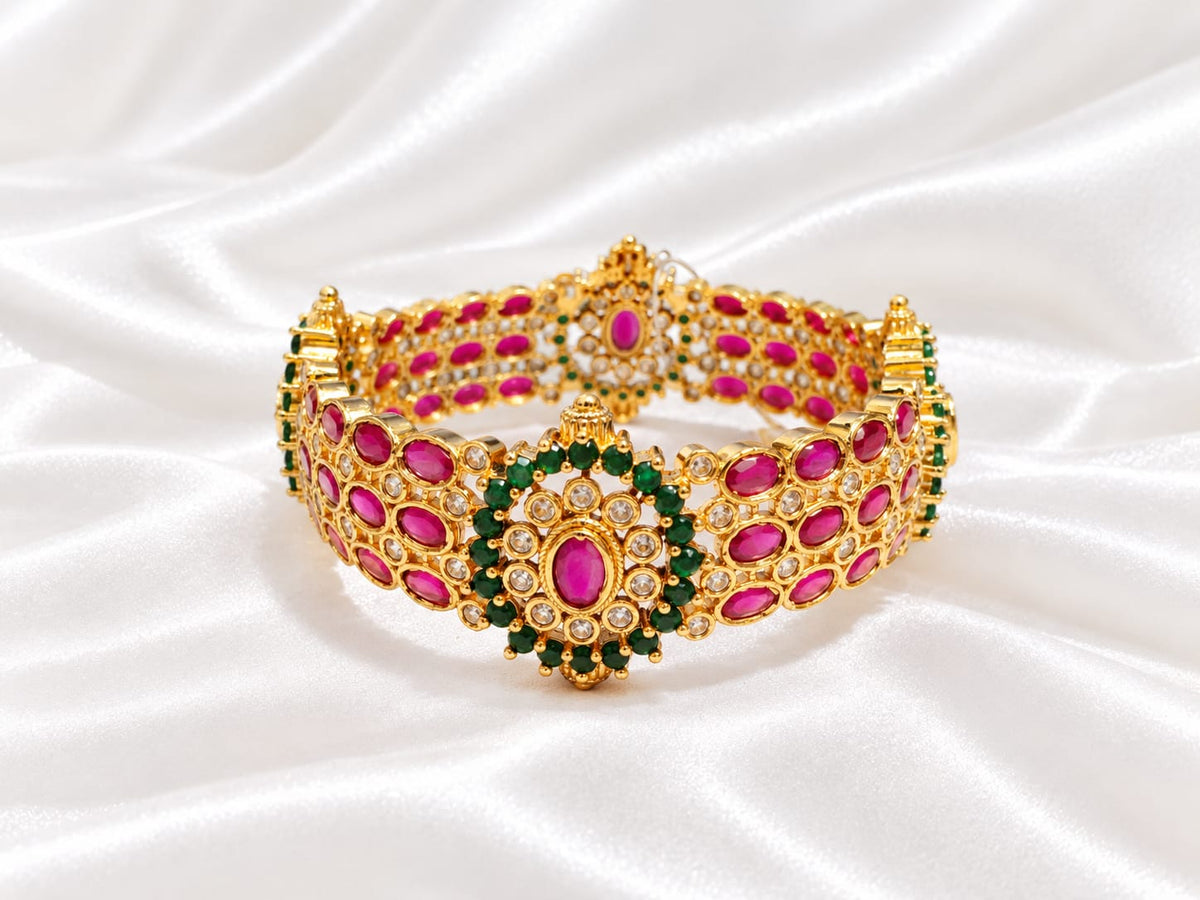 Royal Gold Plated Kemp & Emerald Openable Kada Bangle