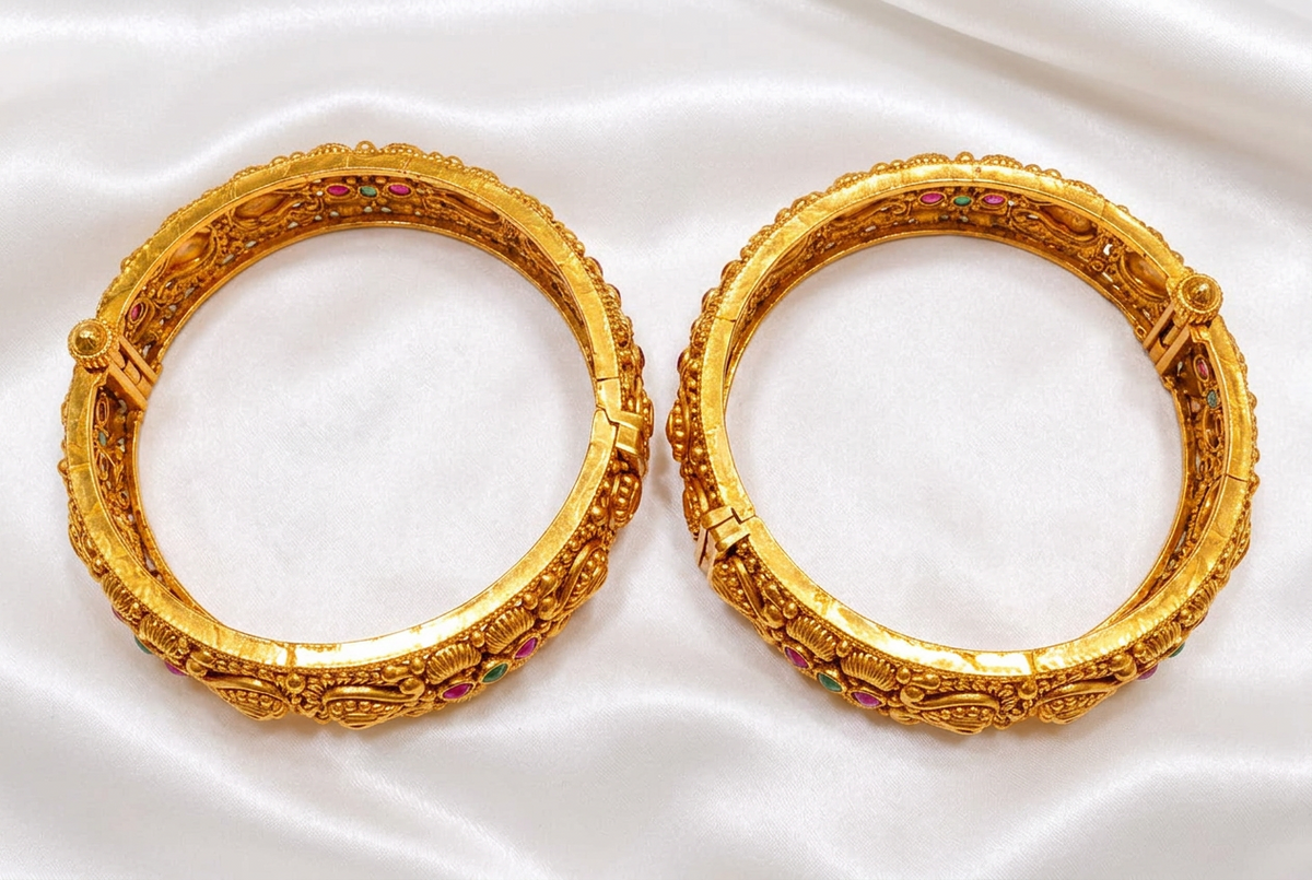 Traditional Antique Gold Plated Paisley & Floral Screw Openable Kada Bangles Set (Pair)