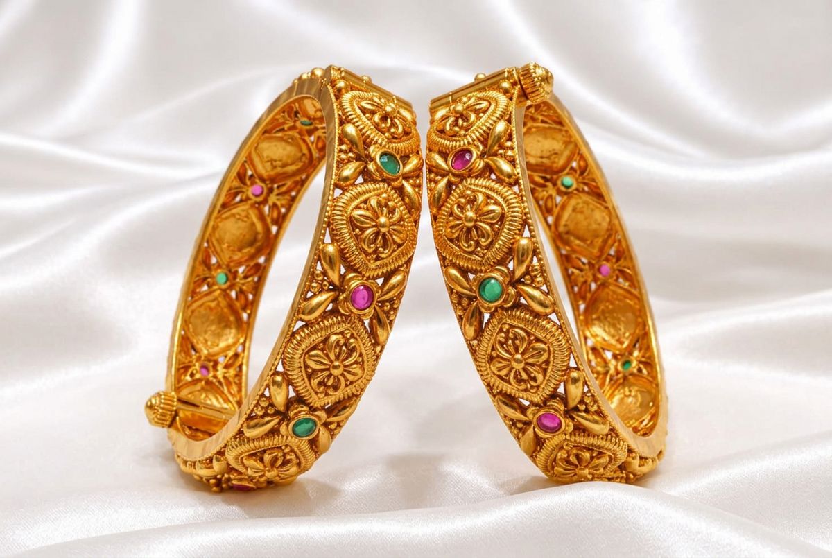 Traditional Antique Gold Plated Geometric Floral Screw Openable Kada Bangles Set (Pair)